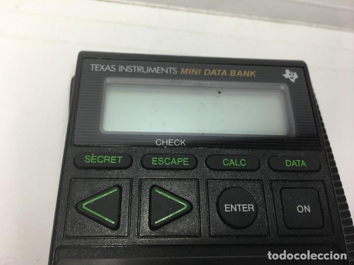 Segunda mano: CALCULADORA TEXAS INSTRUMENTS MINI DATA BANCK - Foto 2