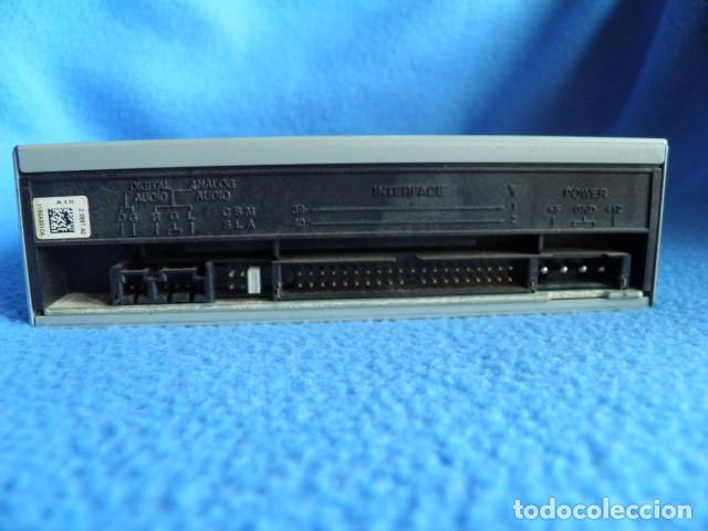 Segunda mano: Regrabadora CD LG GCE-8240B - Foto 5