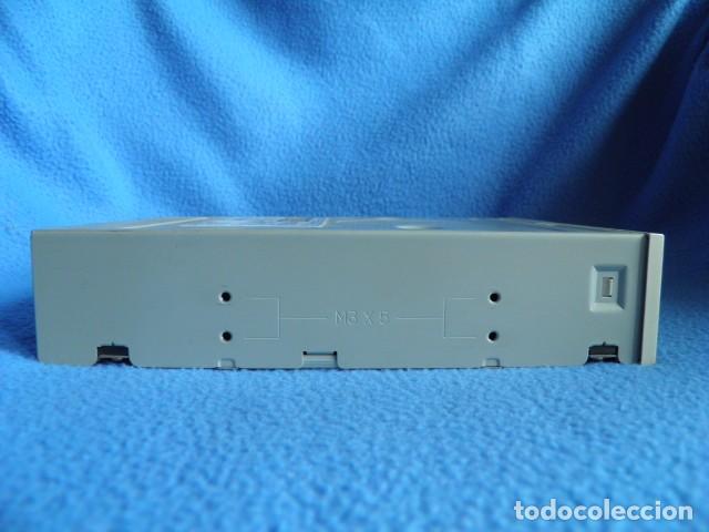 Segunda mano: Regrabadora CD LG GCE-8240B - Foto 7