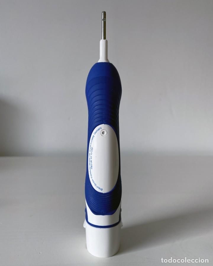 Segunda mano: BRAUN ORAL-B - CEPILLO DE DIENTES EL&Eacute;CTRICO - Foto 3