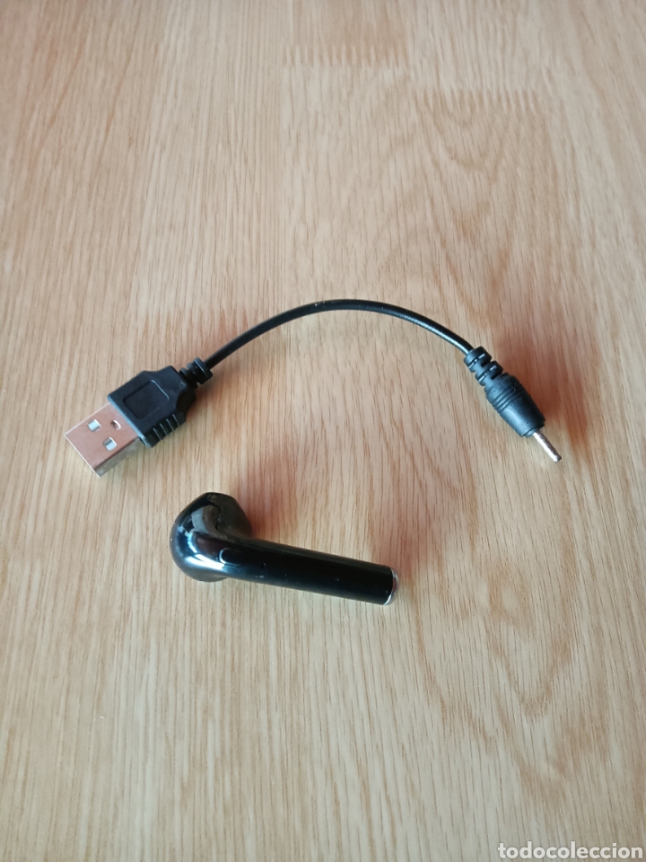 Segunda mano: AURICULAR INAL&Aacute;MBRICO - Foto 1