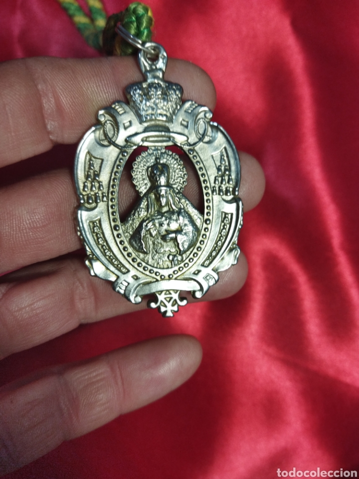 Segunda mano: Medalla hermandad de la macarena - Foto 2