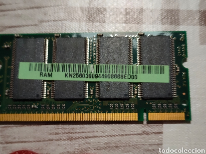 Segunda mano: Memoria Ram 256 portatil - Foto 1