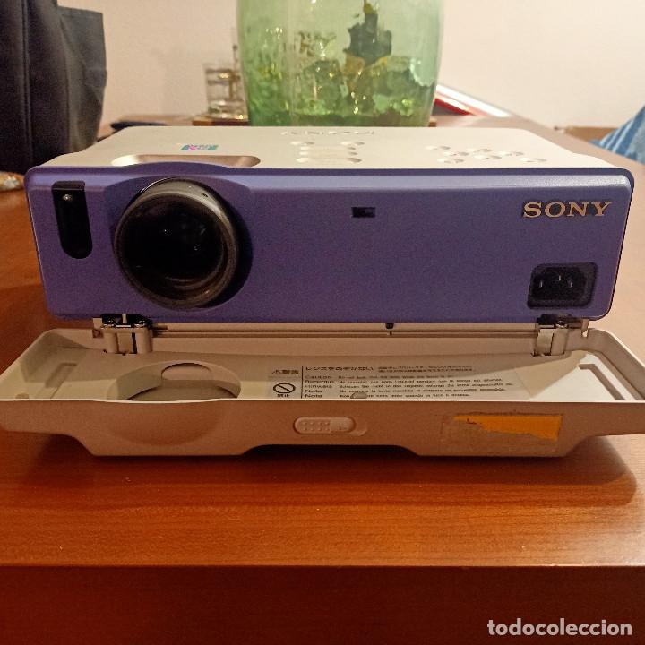 Segunda mano: PROYECTOR SONY 3LCD VPL-CS1 CON ACCESORIOS - Foto 3