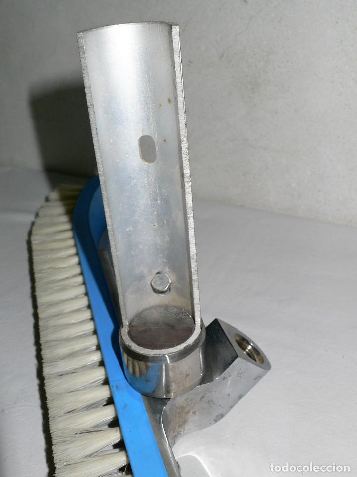 Segunda mano: CEPILLO PISCINA LIMPIAFONDOS - Foto 5