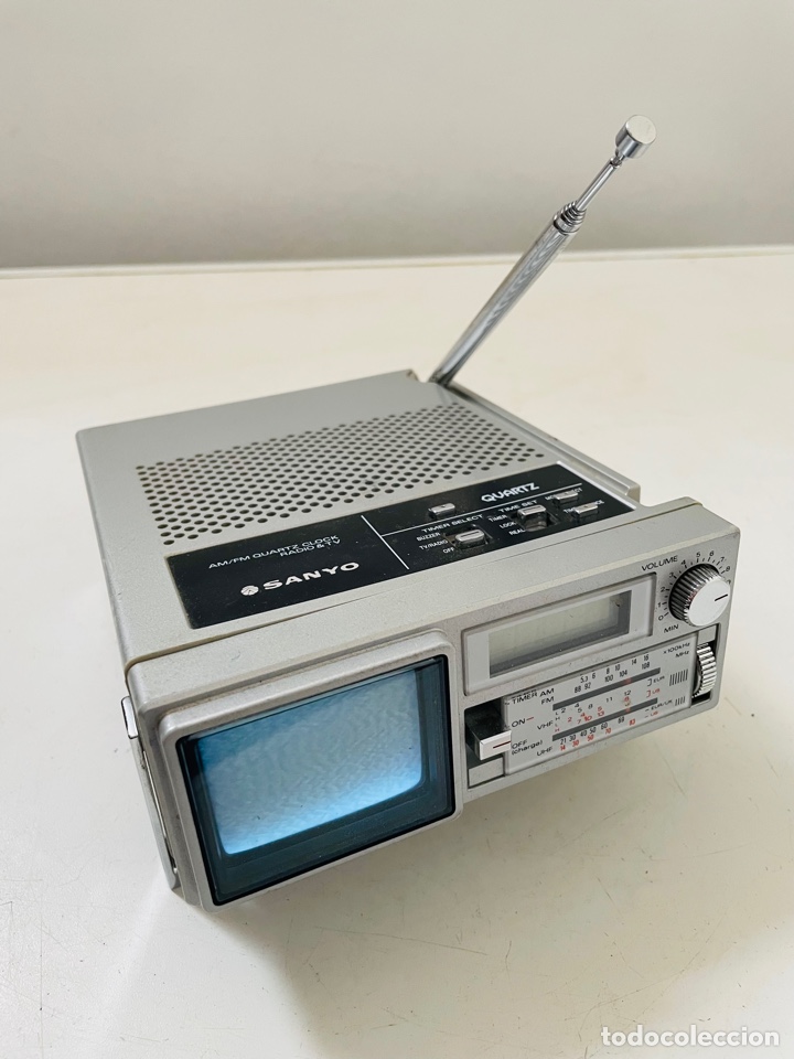 Segunda mano: Sanyo TPM 2170 Micro TV - Foto 2