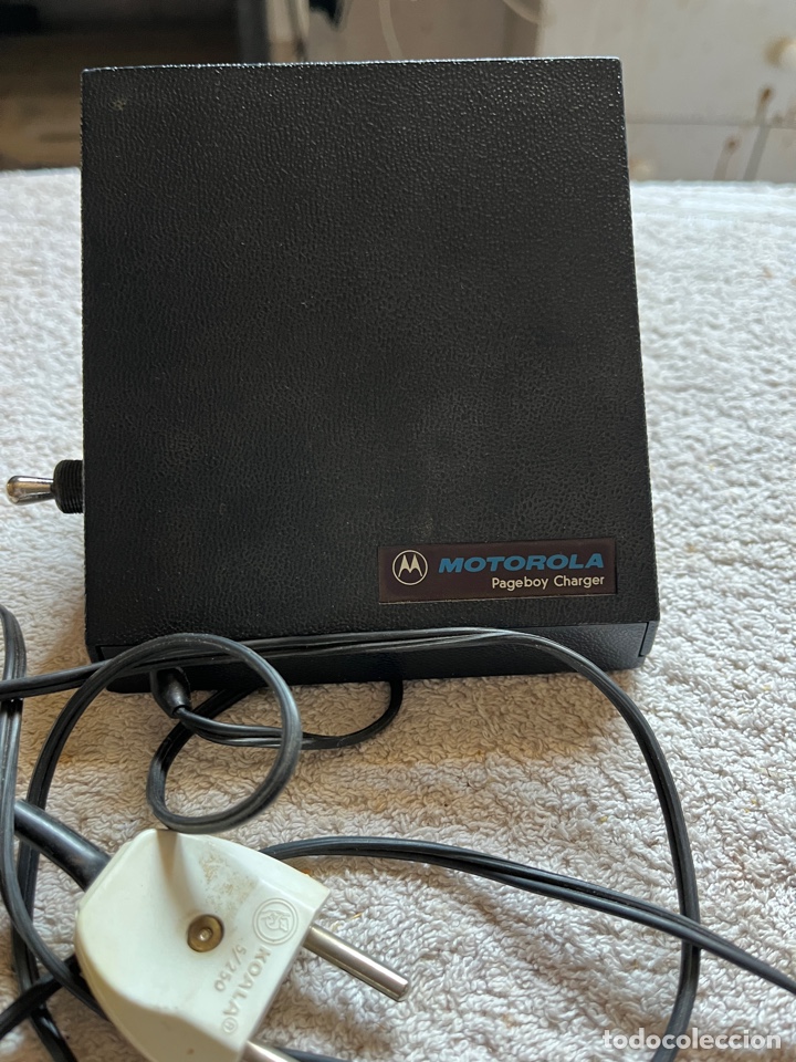 Segunda mano: Motorola pageboy charger - Foto 4