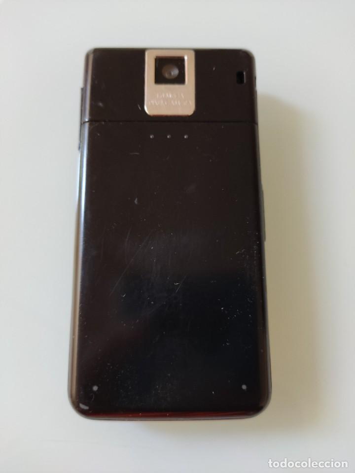 Segunda mano: M&oacute;vil SHARP 770sh - Foto 3