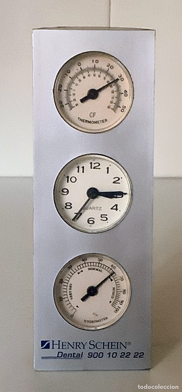 Segunda mano: M&oacute;dulo vertical en pl&aacute;stico plateado con term&oacute;metro, higr&oacute;metro y reloj - Foto 1