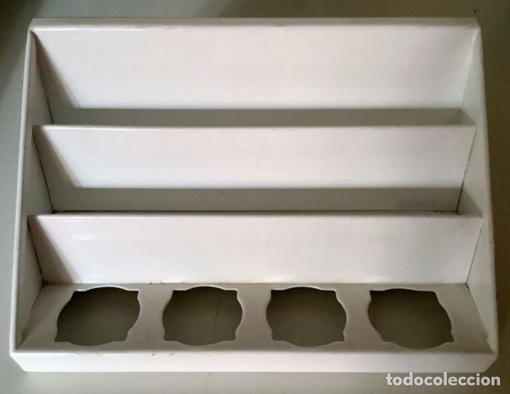 Segunda mano: Expositor met&aacute;lico blanco de 4 filas - Foto 1