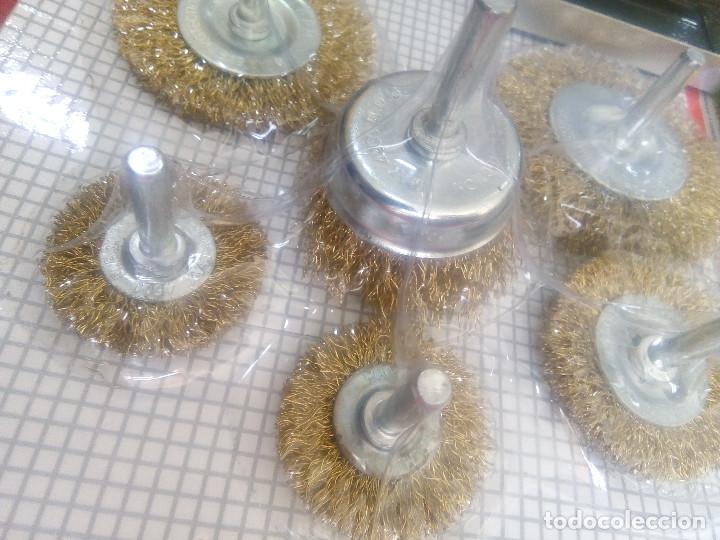Segunda mano: CEPILLOS ALAMBRE TALADRO - Foto 3