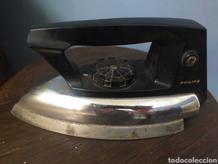 Segunda mano: Plancha el&eacute;ctrica Philips Funciona 220Volt-700wat. - Foto 4