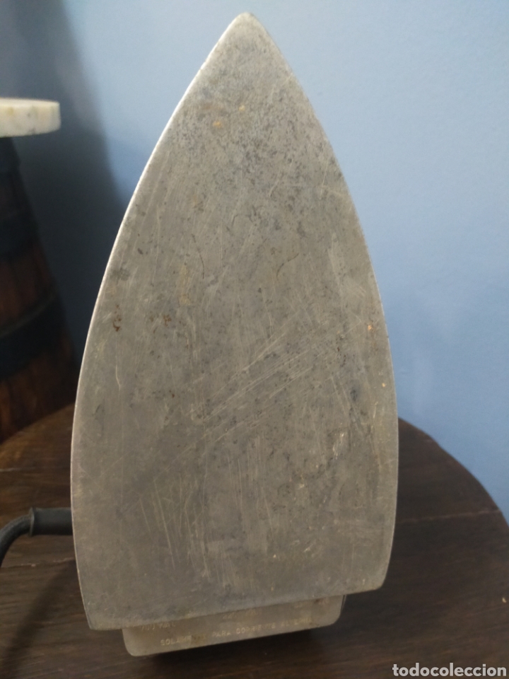 Segunda mano: Plancha el&eacute;ctrica Philips Funciona 220Volt-700wat. - Foto 11