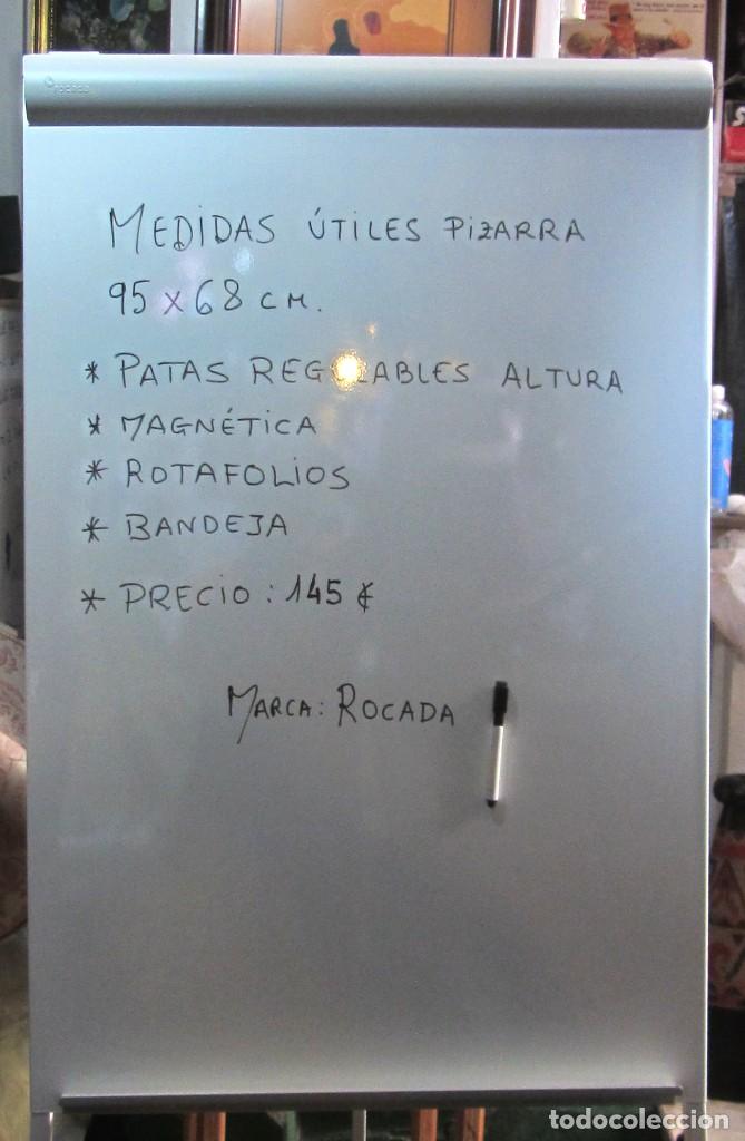 Segunda mano: Pizarra en tr&iacute;pode Blanca ROCADA con Rotafolios. Superficie &uacute;til: 95 x 68 cms. - Foto 2