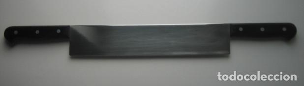 Segunda mano: CUCHILLO DE DOBLE MANGO. PROFESIONAL. PARA PIEZAS DE QUESO. - Foto 3