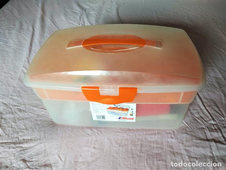 Segunda mano: REPOSTERIA - Malet&iacute;n con accesorios. - Foto 2