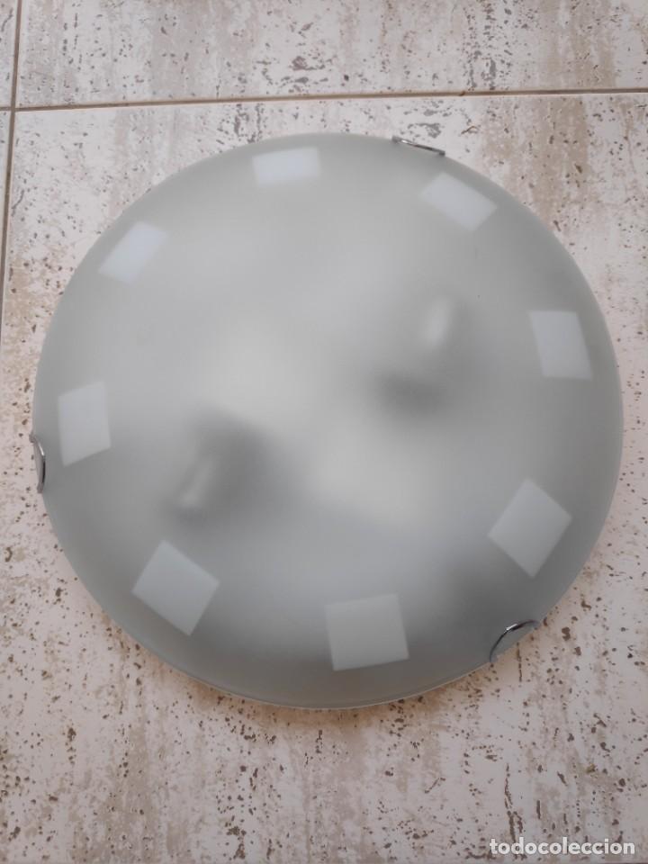 Segunda mano: Plaf&oacute;n o l&aacute;mpara de techo de cristal - Foto 1