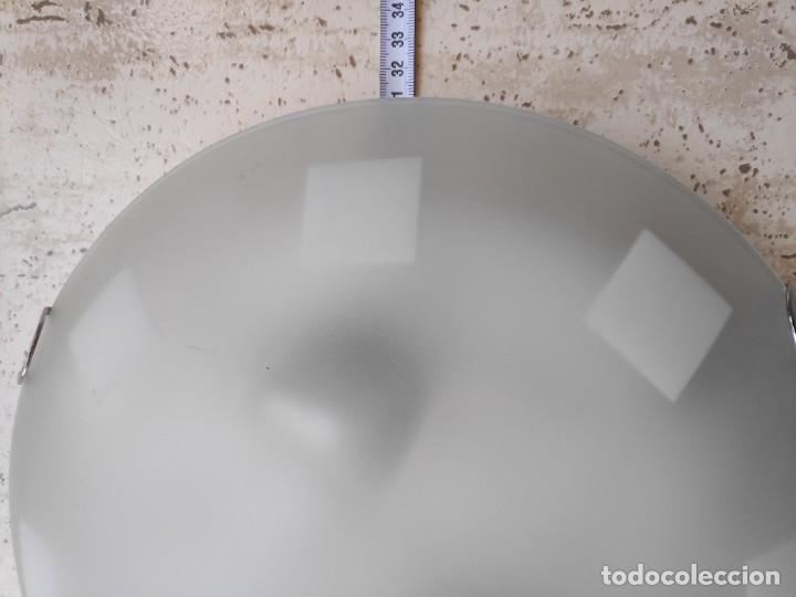 Segunda mano: Plaf&oacute;n o l&aacute;mpara de techo de cristal - Foto 2