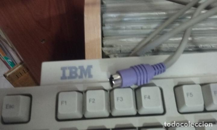 Segunda mano: Teclado IBM para PC. Mod. KB-7958, conexi&oacute;n PS2 - Foto 2