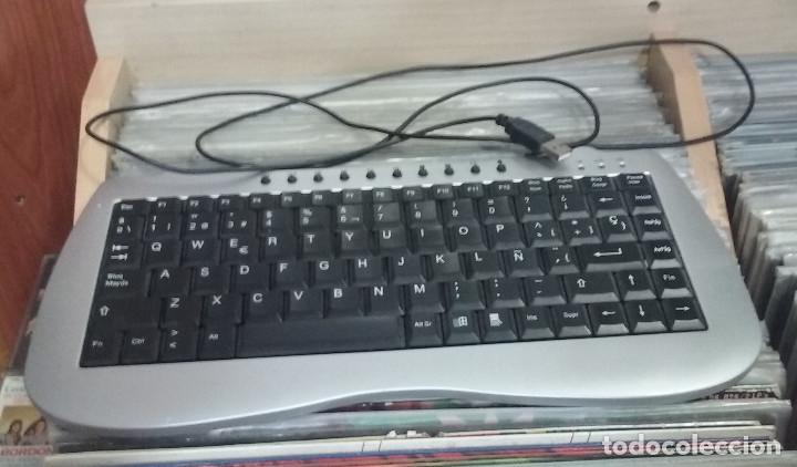 Segunda mano: Teclado para PC, conexi&oacute;n USB - Foto 1