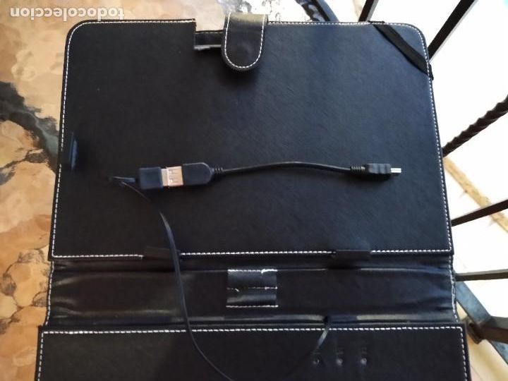 Segunda mano: Teclado para tablet con funda - Foto 3