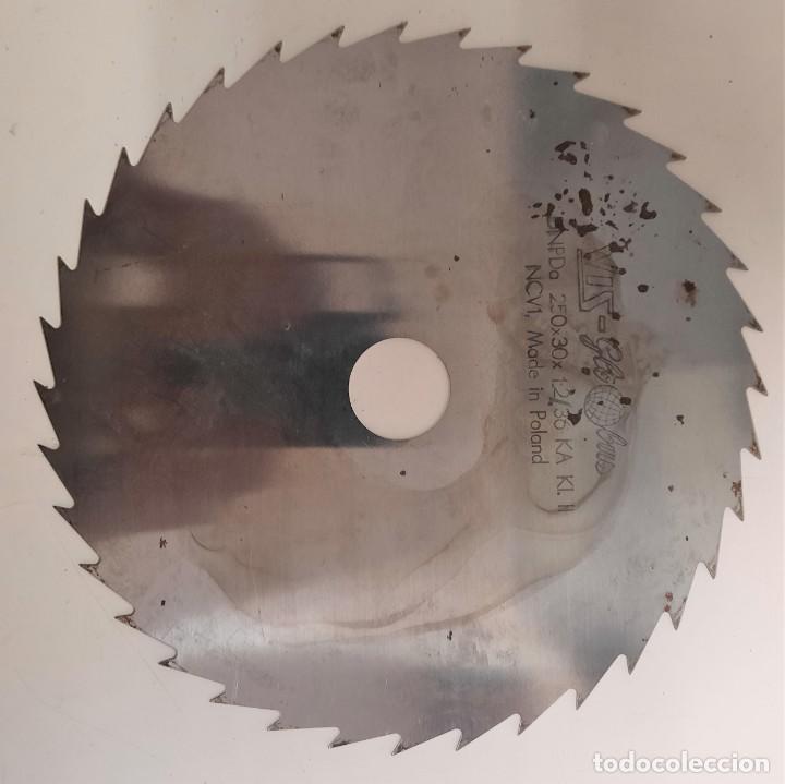 Segunda mano: DISCO DE MADERA DE 25 cm - DIENTES , AGUJERO CENTRAL 3,5 cm - Foto 1