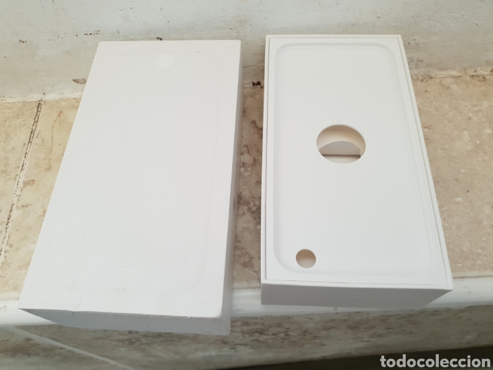 Segunda mano: Caja vac&iacute;a de iPhone 6 - Foto 3