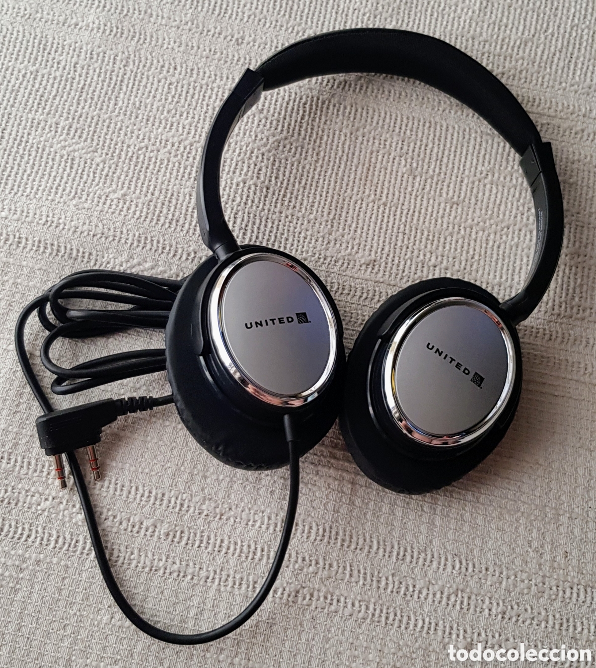 Segunda mano: Headphones UNITED AIRLINES ORIGINAL - Foto 1