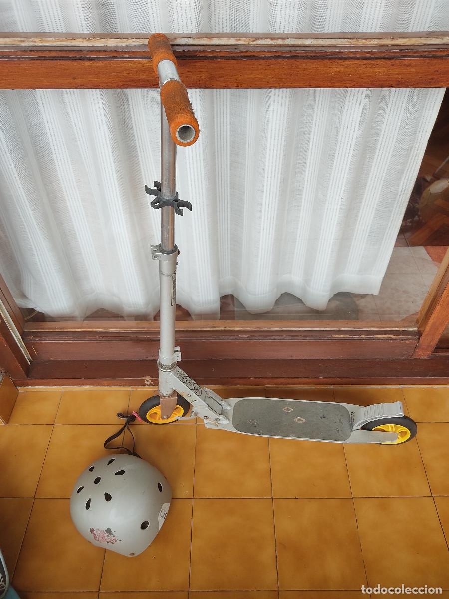 Segunda mano: Patinete y Casco - Foto 1