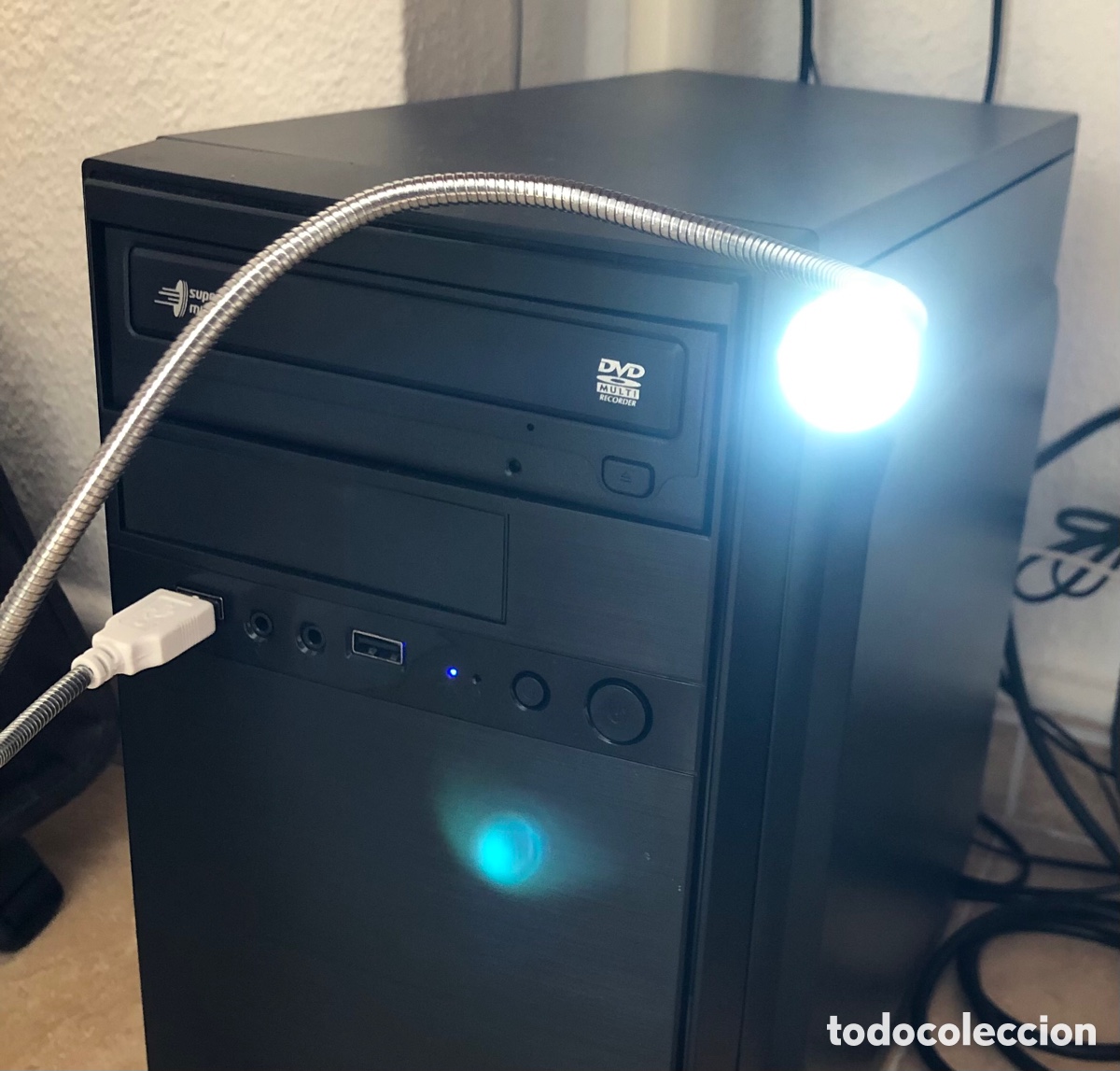 Segunda mano: Luz de led un punto USB para port&aacute;til - Foto 3