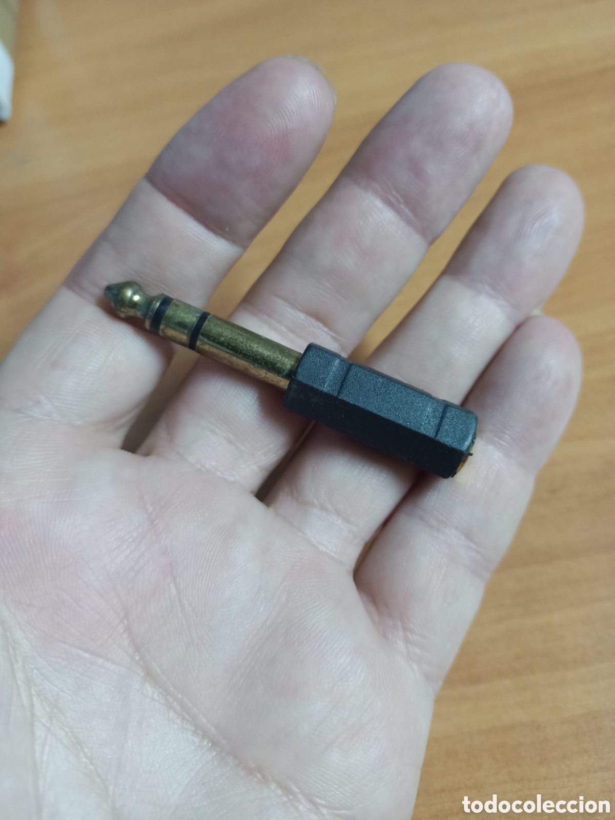 Segunda mano: Adaptador audio Jack ( 3.5mm a 6.3 mm) - Foto 1