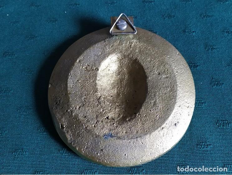 Segunda mano: 5 PLATOS DECORACI&Oacute;N DE BRONCE - Foto 8