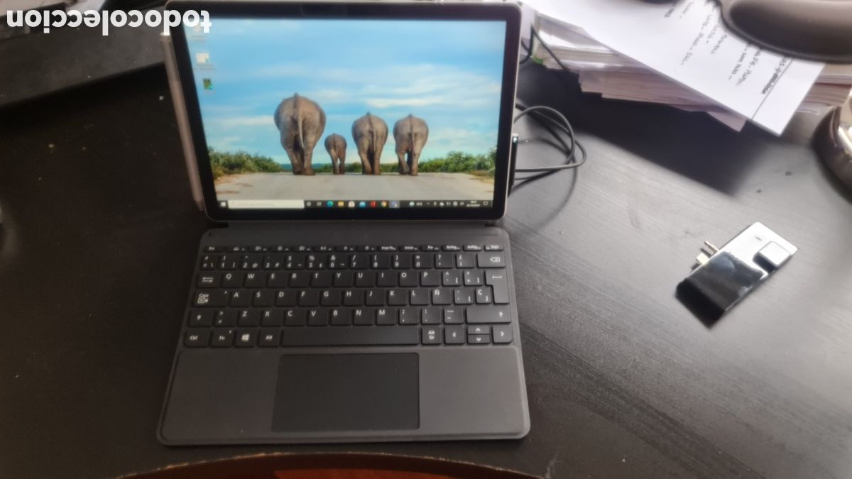 Segunda mano: Portatil Microsoft surface 2 go ng con teclado y lapiz - Foto 1