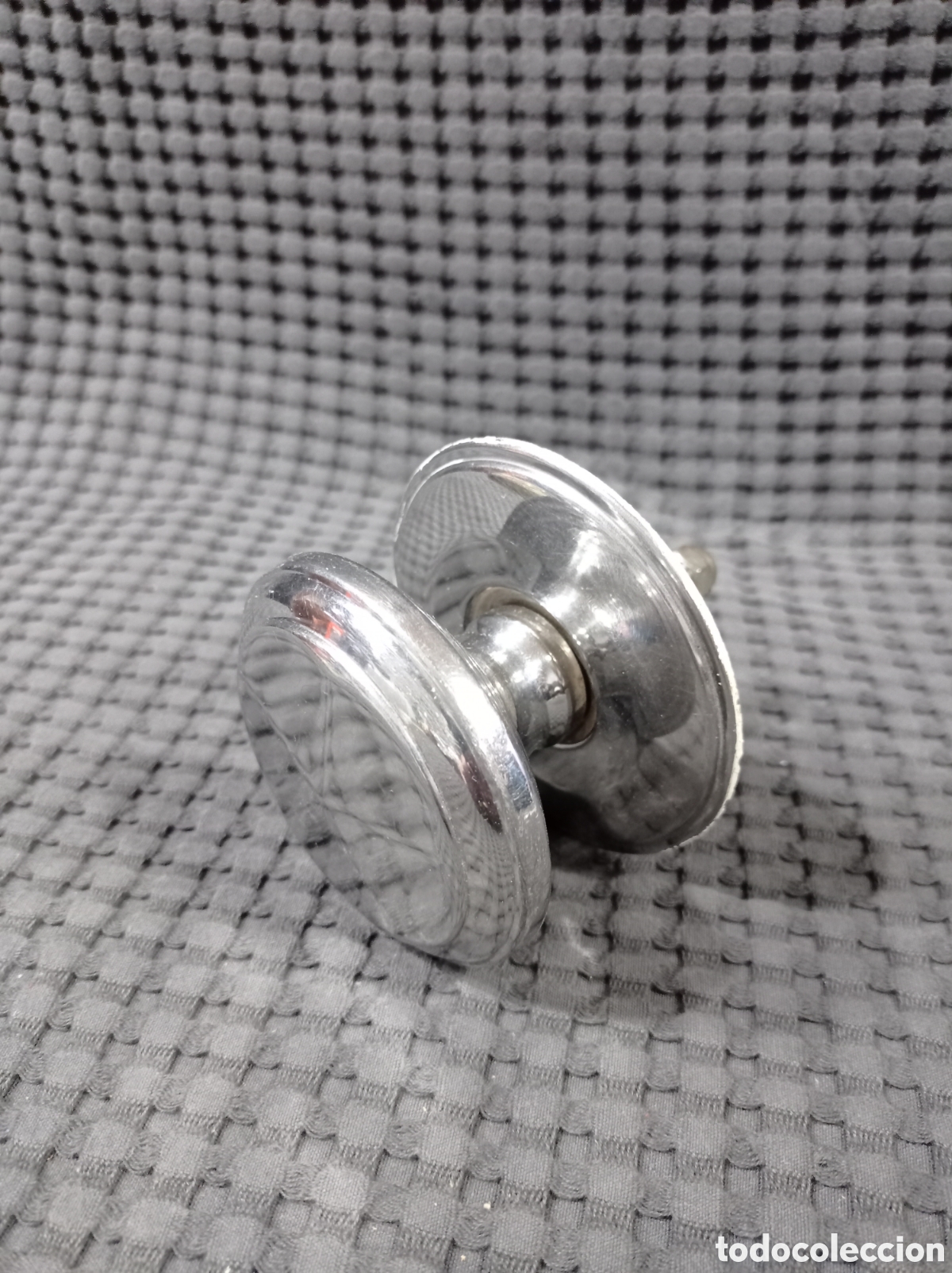 Segunda mano: Pomo de metal para puerta - Foto 2