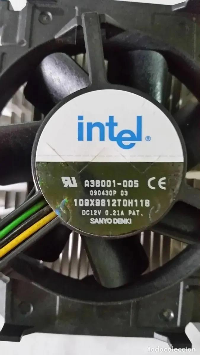 Segunda mano: Disipador Intel A38001-005 - Foto 2
