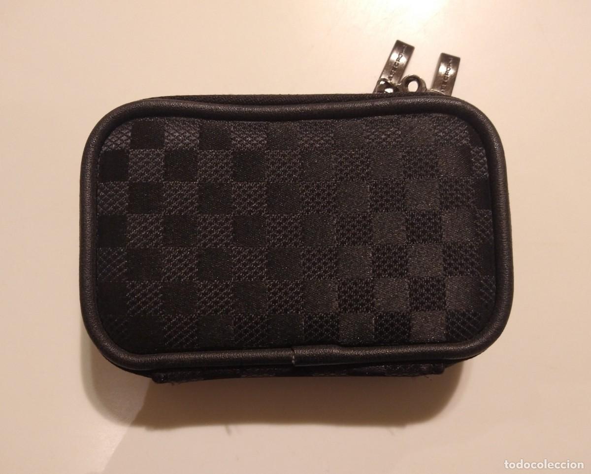 Segunda mano: Estuche de la marca Casecrown, para GPS - Foto 3