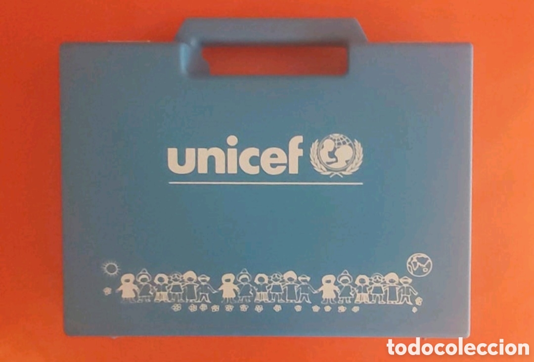 Segunda mano: MALETA AZUL UNICEF - Foto 1