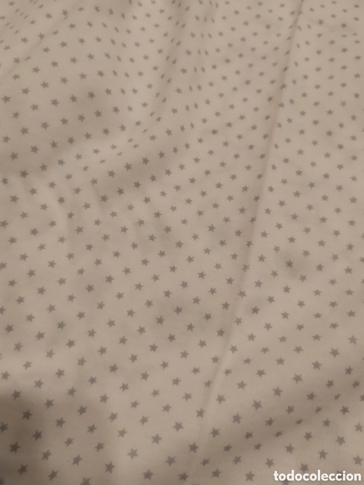 Segunda mano: Retal en algod&oacute;n y licra, como Rosa y estrellas grises 1,50m x 93cm - Foto 1