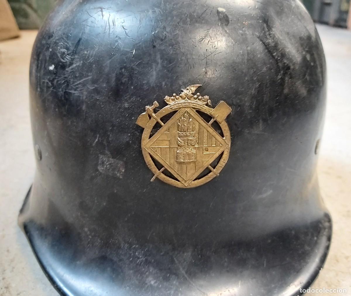 Segunda mano: Casco antiguo de bombero Barcelona - Foto 3