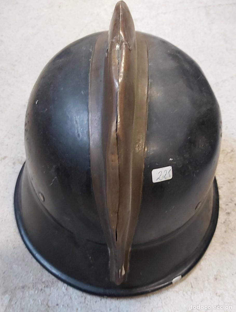 Segunda mano: Casco antiguo de bombero Barcelona - Foto 4