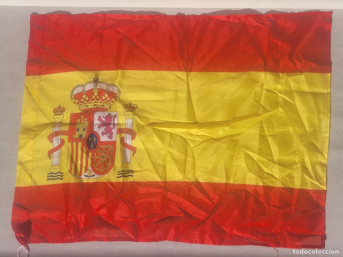 Segunda mano: Bandera de Espa&ntilde;a 80x61cm - Foto 1