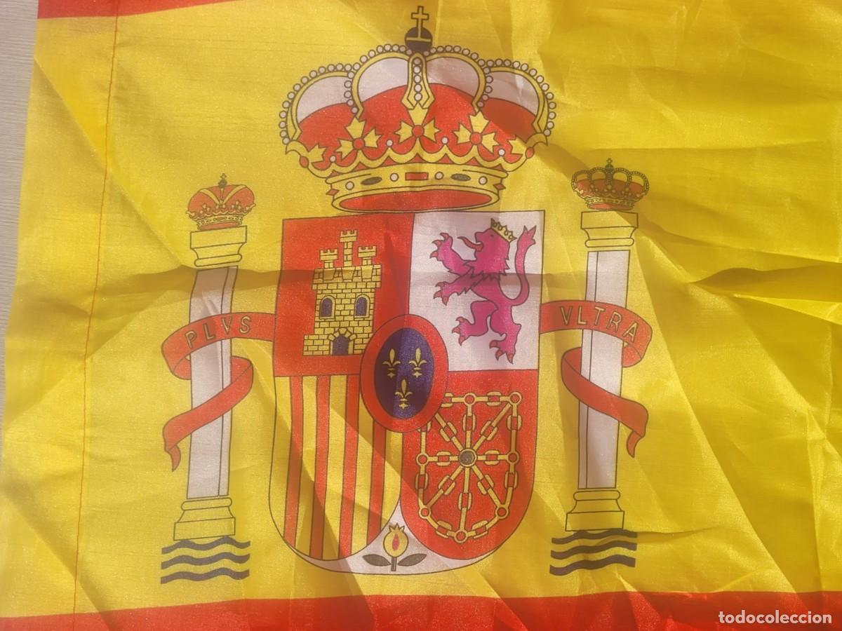 Segunda mano: Bandera de Espa&ntilde;a 80x61cm - Foto 2