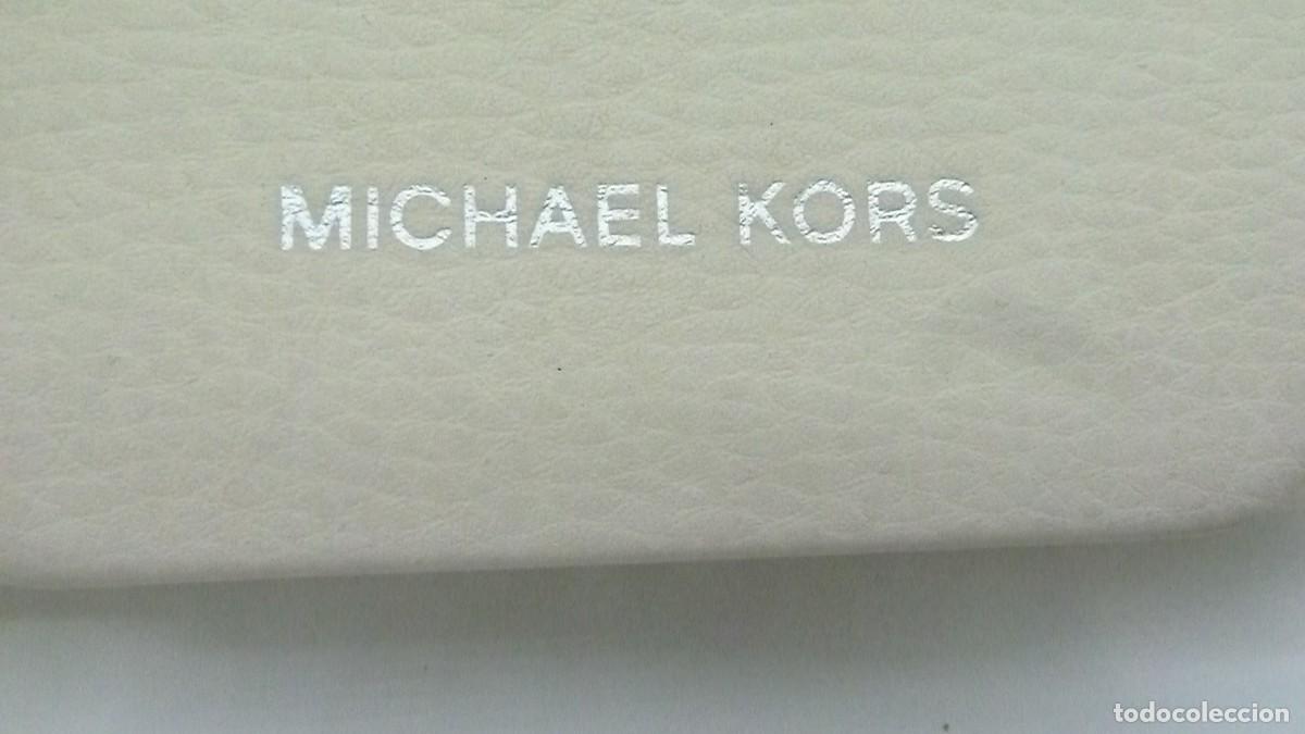 Segunda mano: Funda gafas blanca. Michael Kors - Foto 3