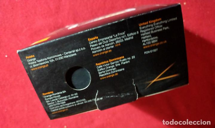 Segunda mano: CAJA VACIA SONY ERICSSON - XPERIA NEO V -LIBRETOS - Foto 2