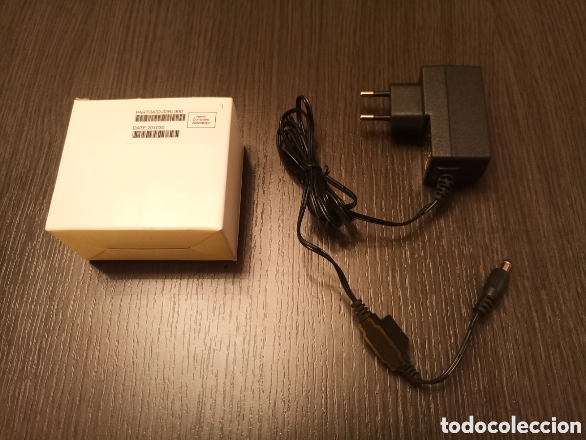 Segunda mano: Cargador / Adaptador / Transformador LEADER ELECTRONICS INC. (9V) - Foto 1