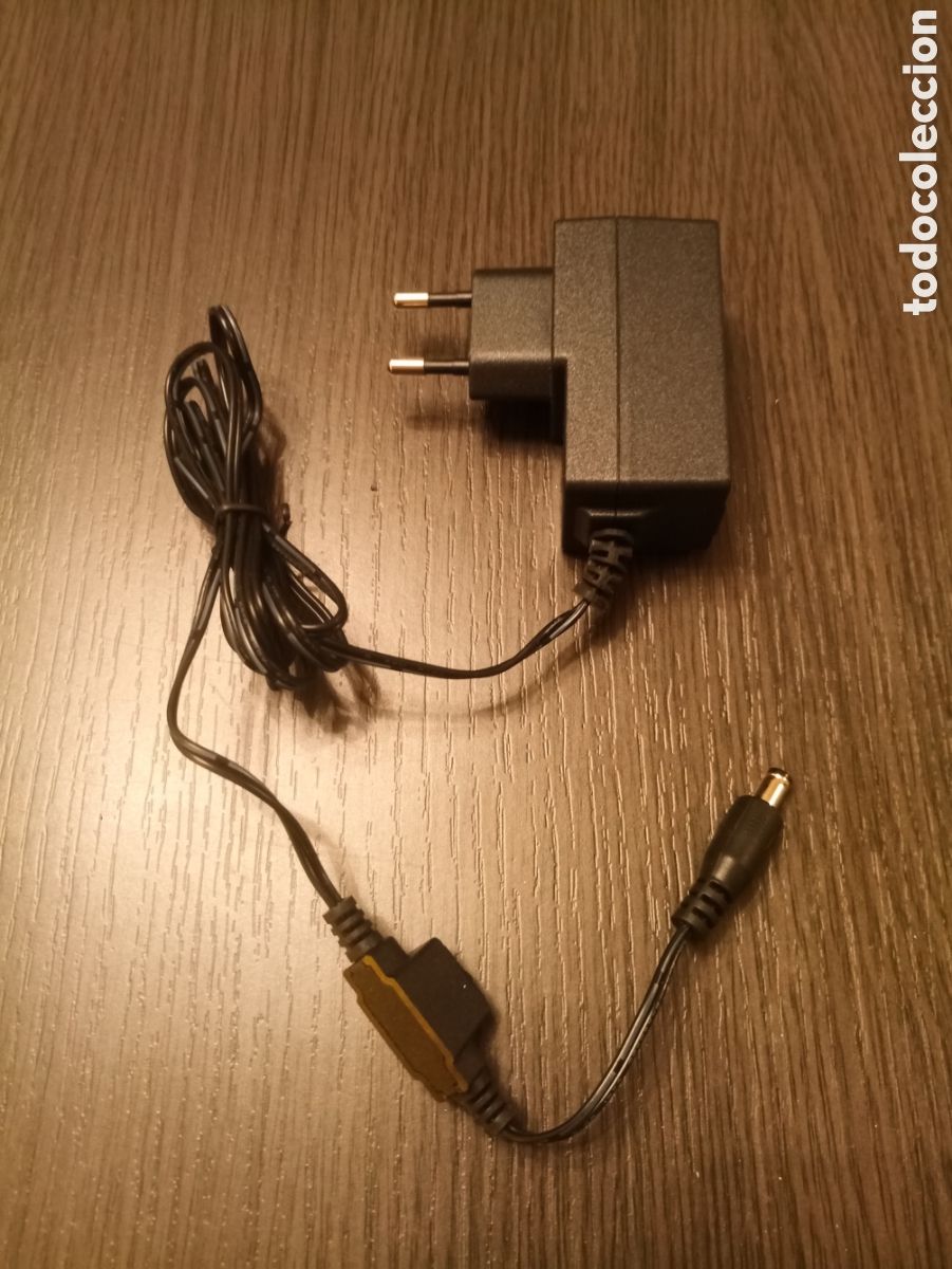 Segunda mano: Cargador / Adaptador / Transformador LEADER ELECTRONICS INC. (9V) - Foto 2