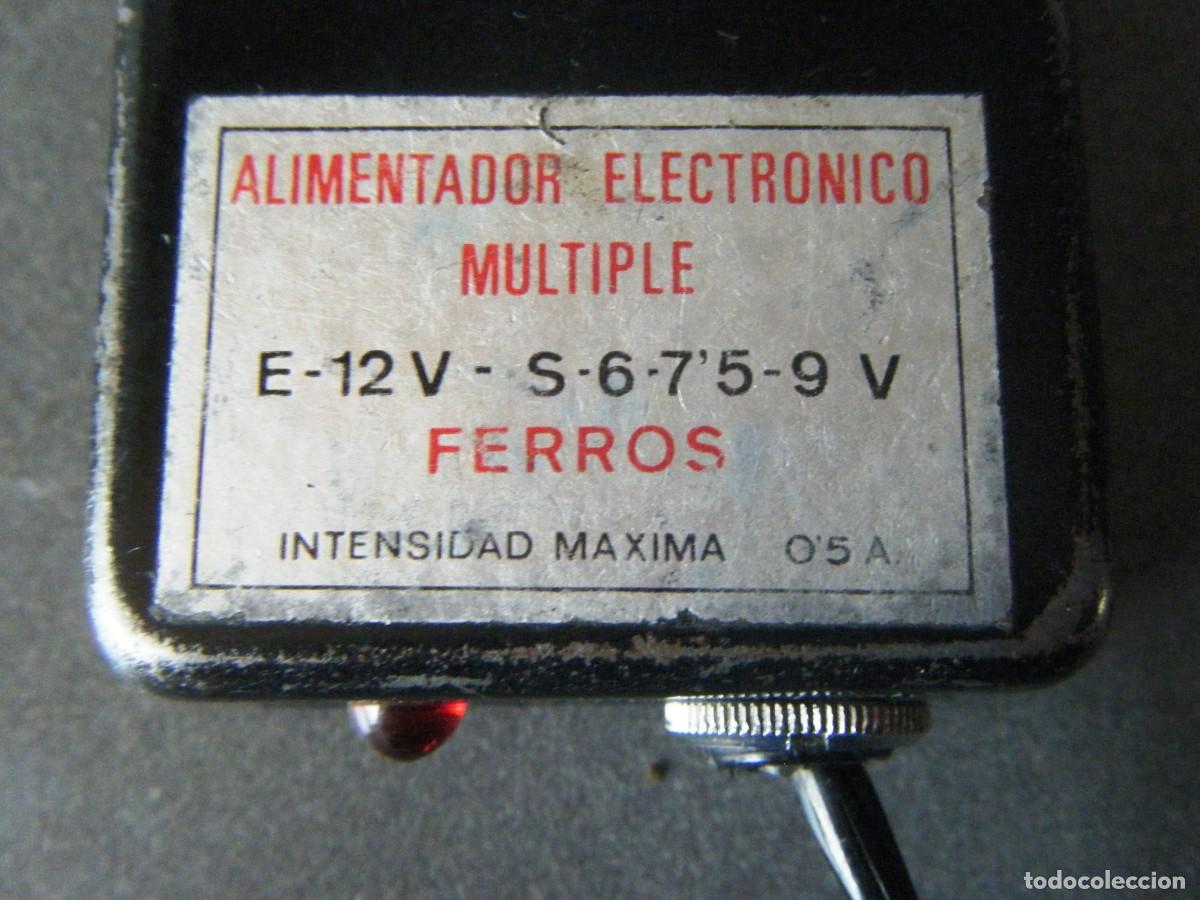 Segunda mano: Antiguo alimentador electr&oacute;nico m&uacute;ltiple - Foto 2