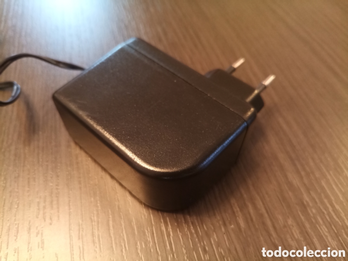Segunda mano: Cargador / Adaptador / Transformador CULLPOWER (12V) - Foto 8