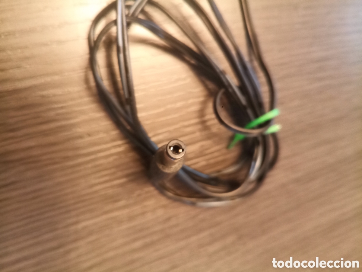 Segunda mano: Cargador / Adaptador / Transformador CULLPOWER (12V) - Foto 5