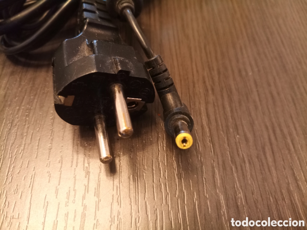 Segunda mano: Cargador / Adaptador / Transformador DELTA ELECTRONICS (19V) - Foto 6